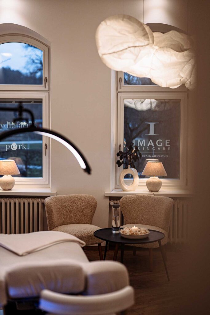 Leistungen: I IMAGE Skincare Certified Image Partner